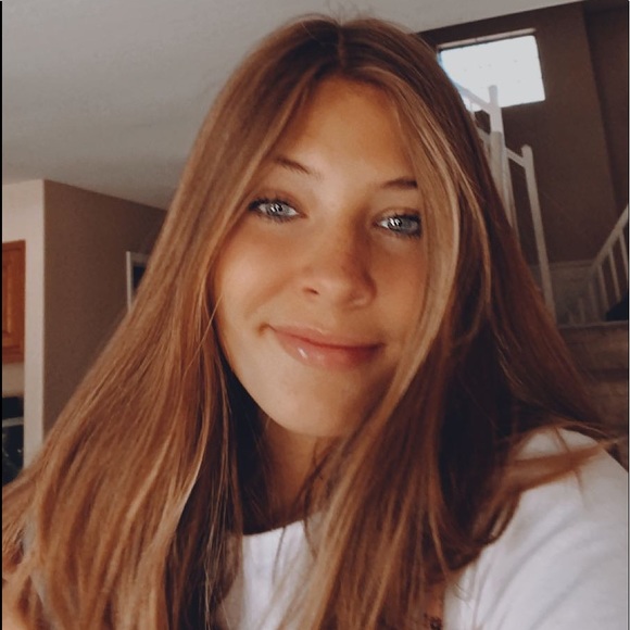 tori_daughetee